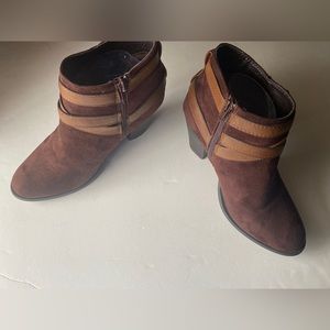 Pierre Dumas‎ Womens 8M Ankle Boots